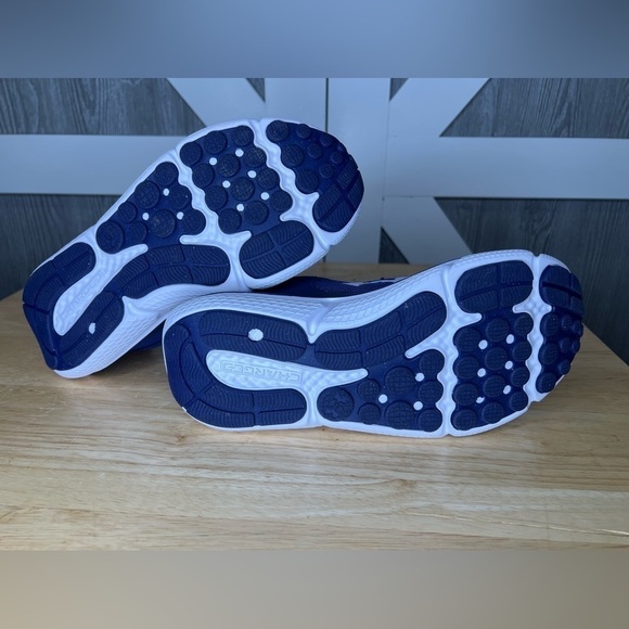 S26. NWT Under Armour Women's Charged Assert 10 Running Nebula Purple 8.5/EU40 - Picture 8 of 8